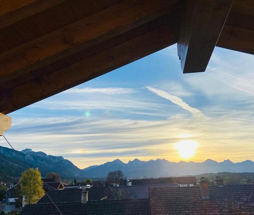 23 Neu Erbaute Ferienwohnung Mit Schloss- Und Panoramablick Halblech Extérieur photo