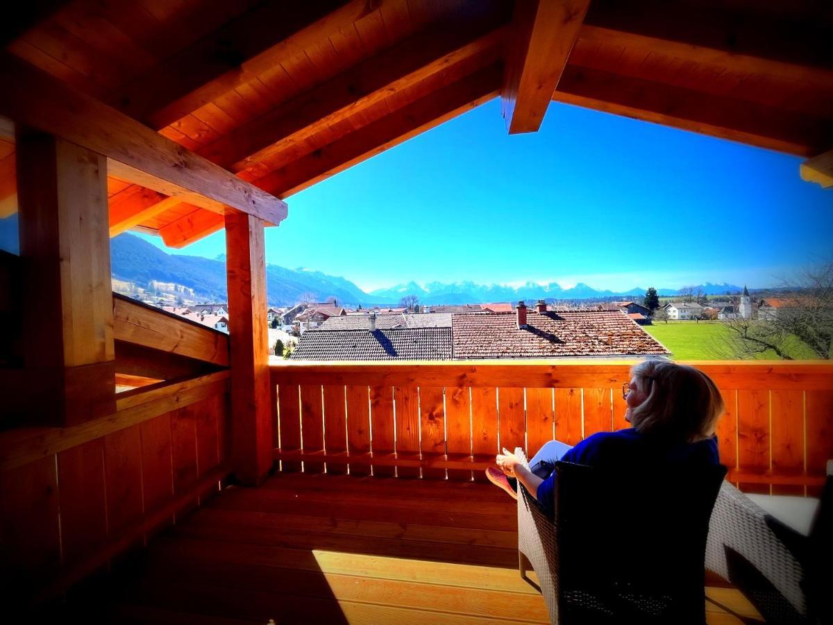 23 Neu Erbaute Ferienwohnung Mit Schloss- Und Panoramablick Halblech Extérieur photo